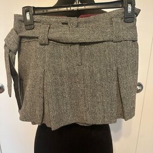 Chic Black and White Women's Mini Skirt